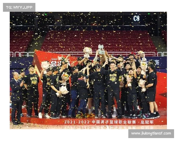 CBA颁奖典礼盛况空前 聚焦年度最佳球员与荣誉奖项的荣耀时刻 CBA颁奖典礼盛况空前 聚焦年度最佳球员与荣誉奖项的荣耀时刻
